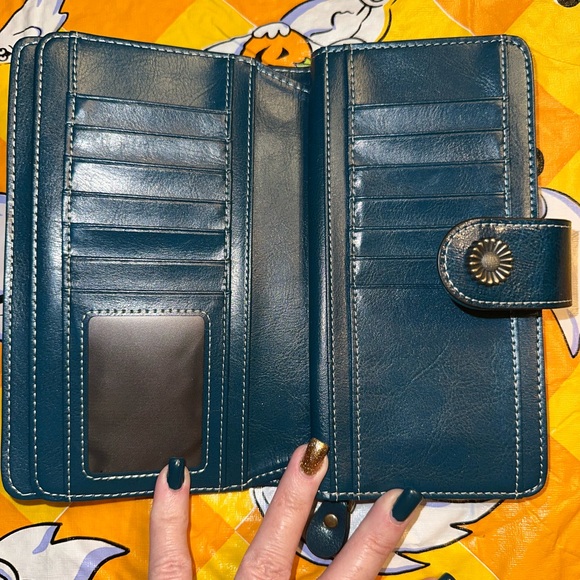 Teal wallet - Picture 2 of 5